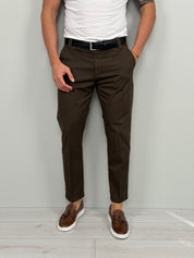Pantalón de algodón premium (bolsillos traseros)