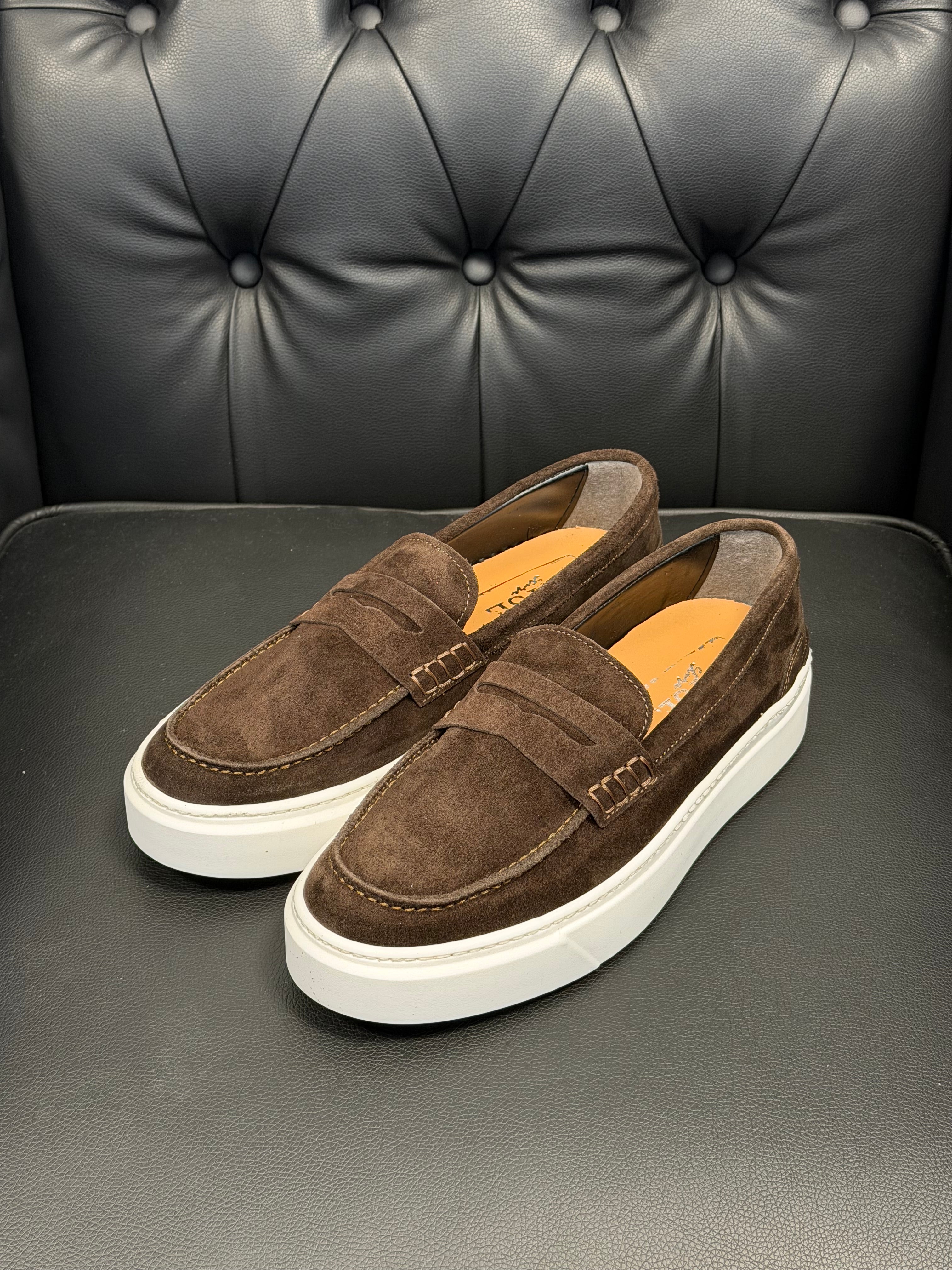Mocasín Lounge