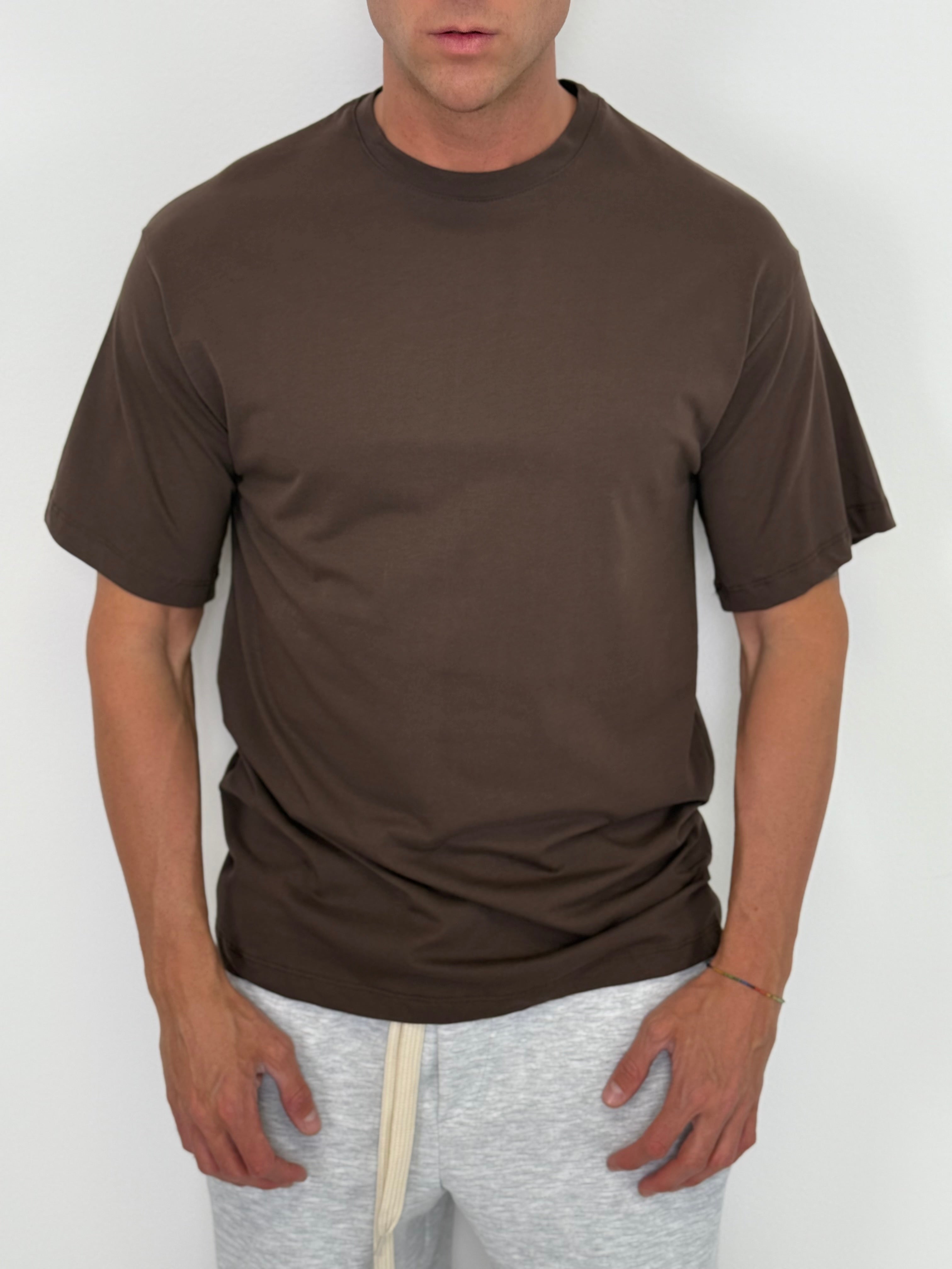 T-SHIRT OVER MADISON