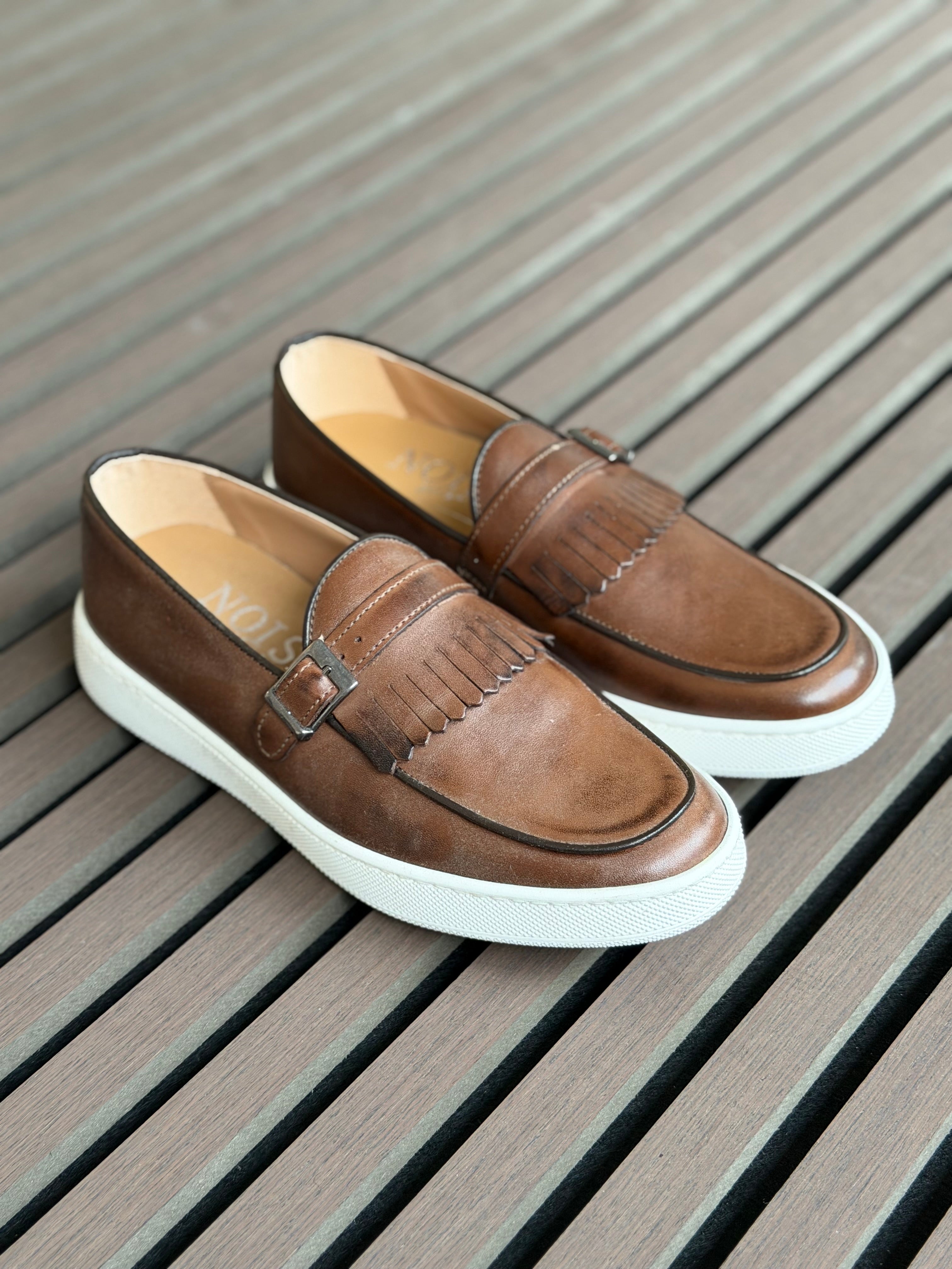 MOCASÍN DE PIEL ESTILO STUTTGART