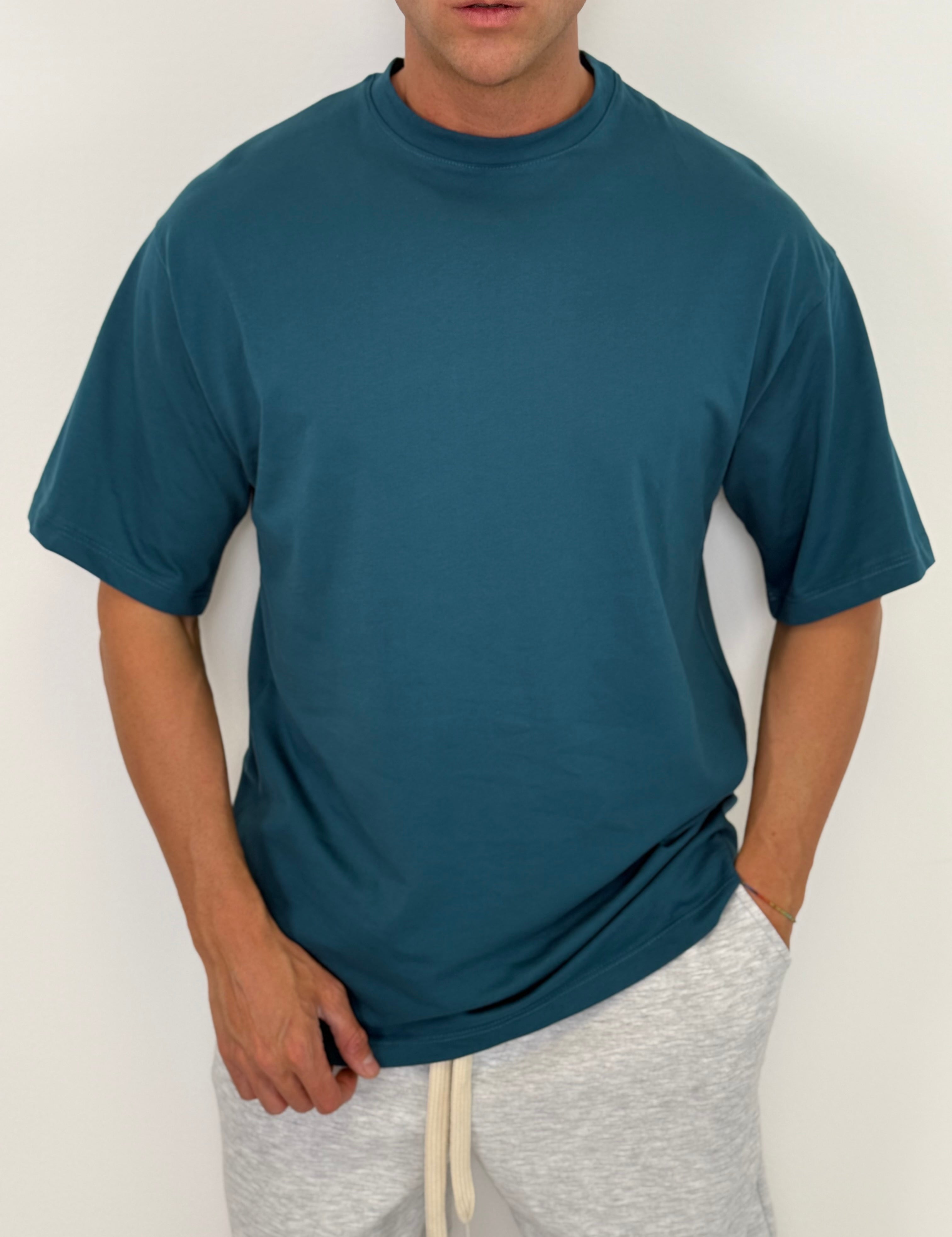 T-SHIRT OVER MADISON