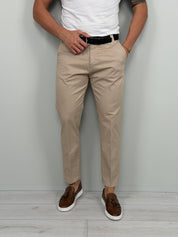 Pantalón de algodón premium (bolsillos traseros)