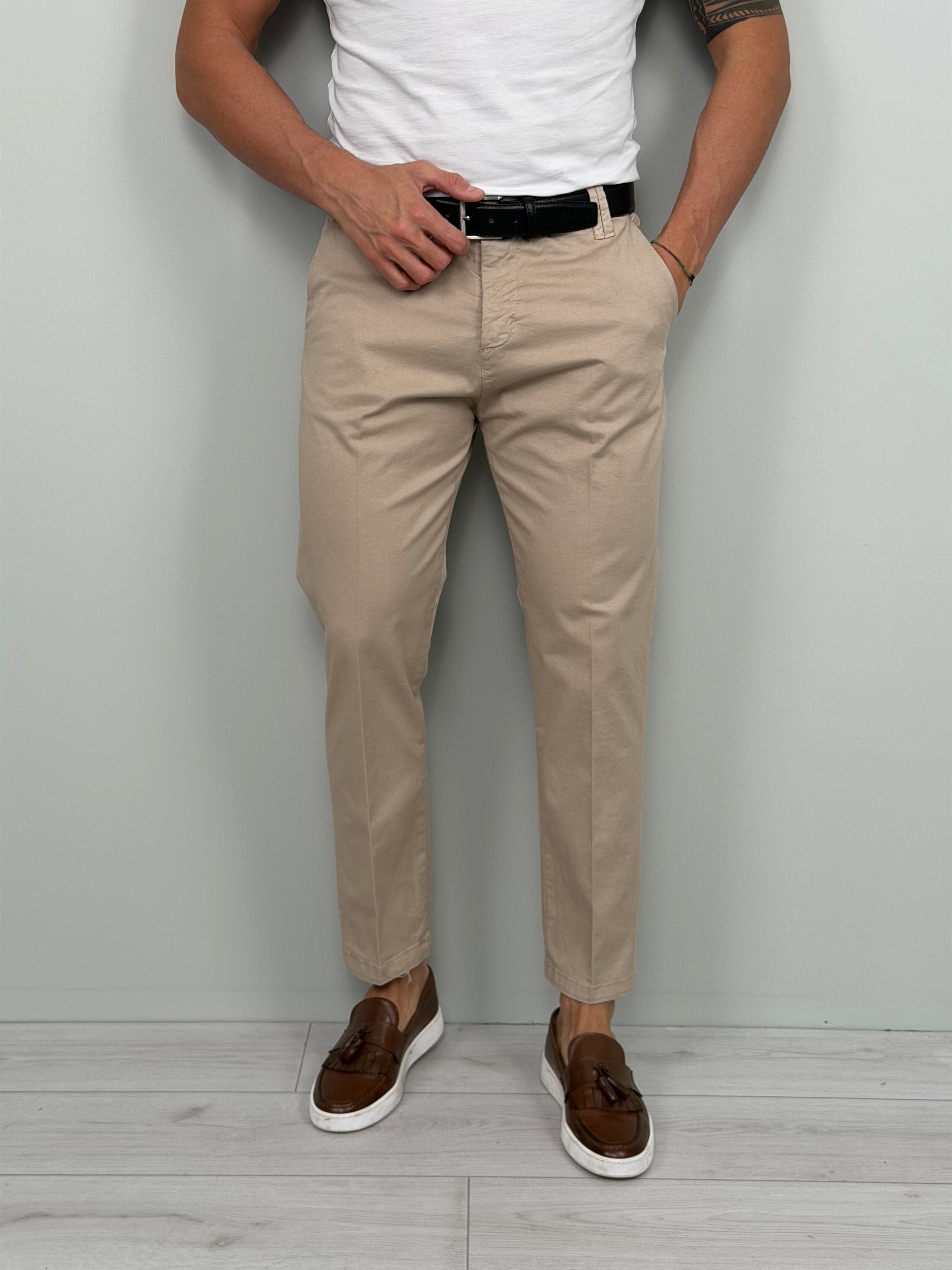 Pantalón de algodón premium (bolsillos traseros)