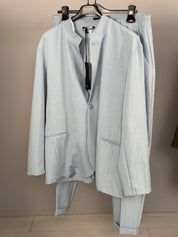 ABITO COREANO FIAMMATO