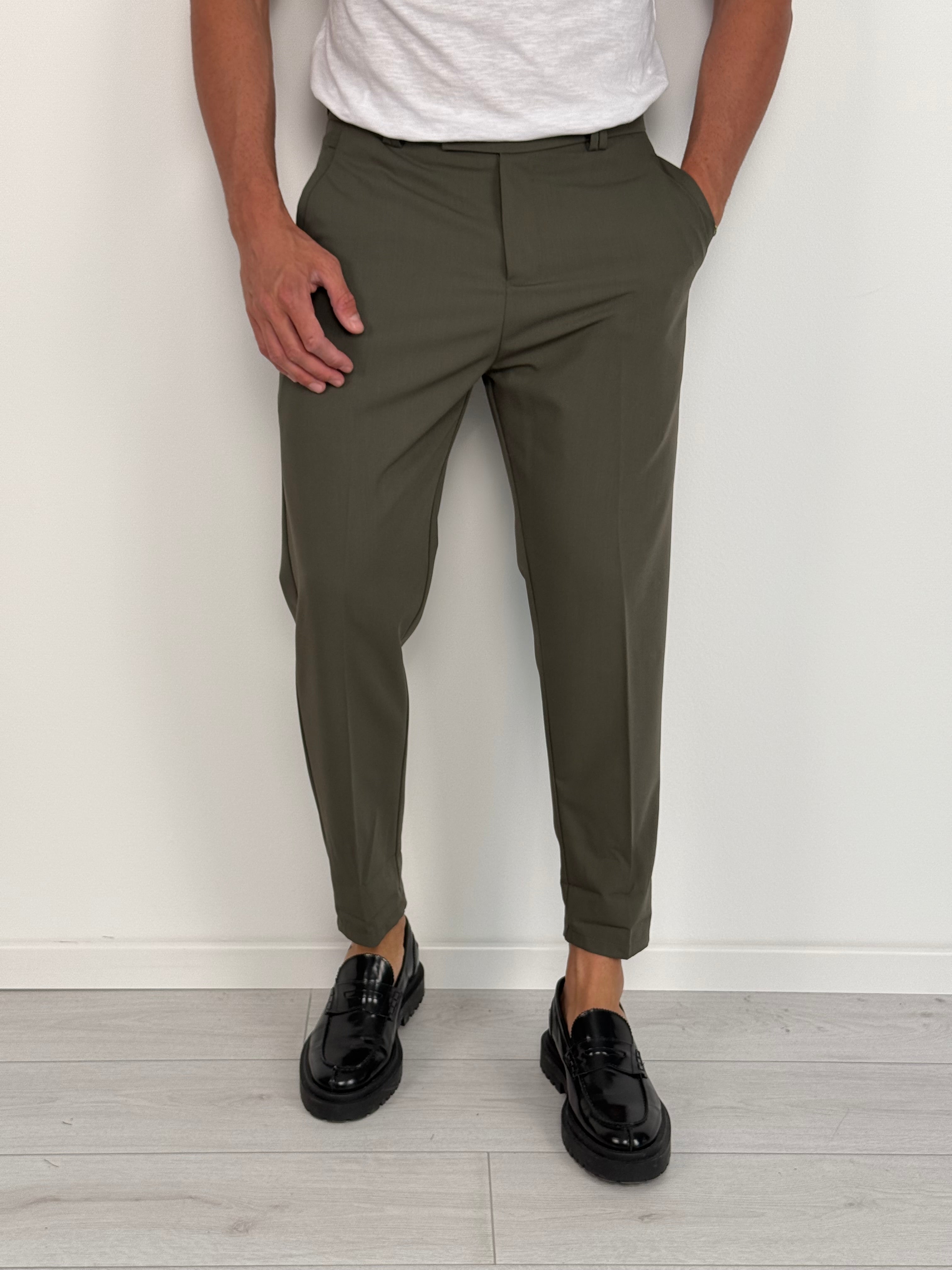 PANTALONE MOD CAPRI PREMIUM (TASCHE DIETRO) - Tg.48 MILITARE