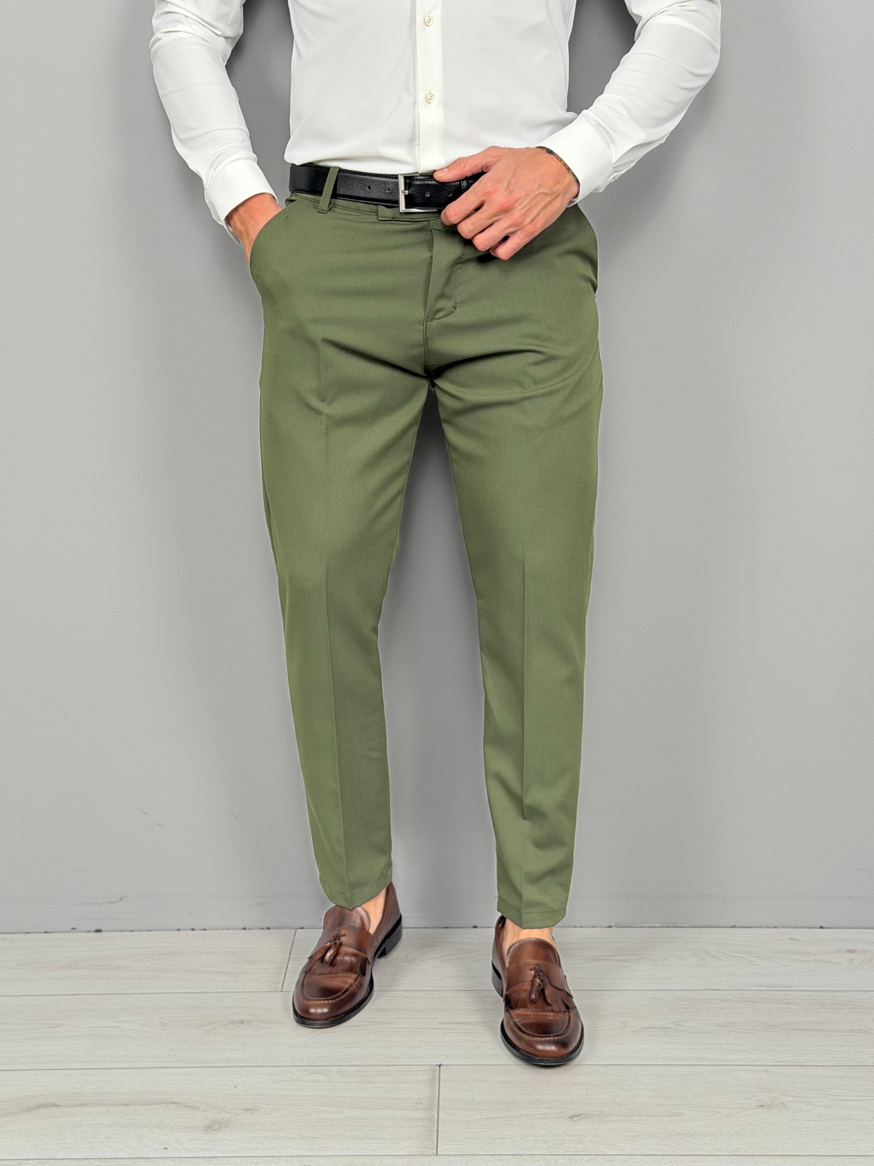 BASIC CAPRI TROUSERS