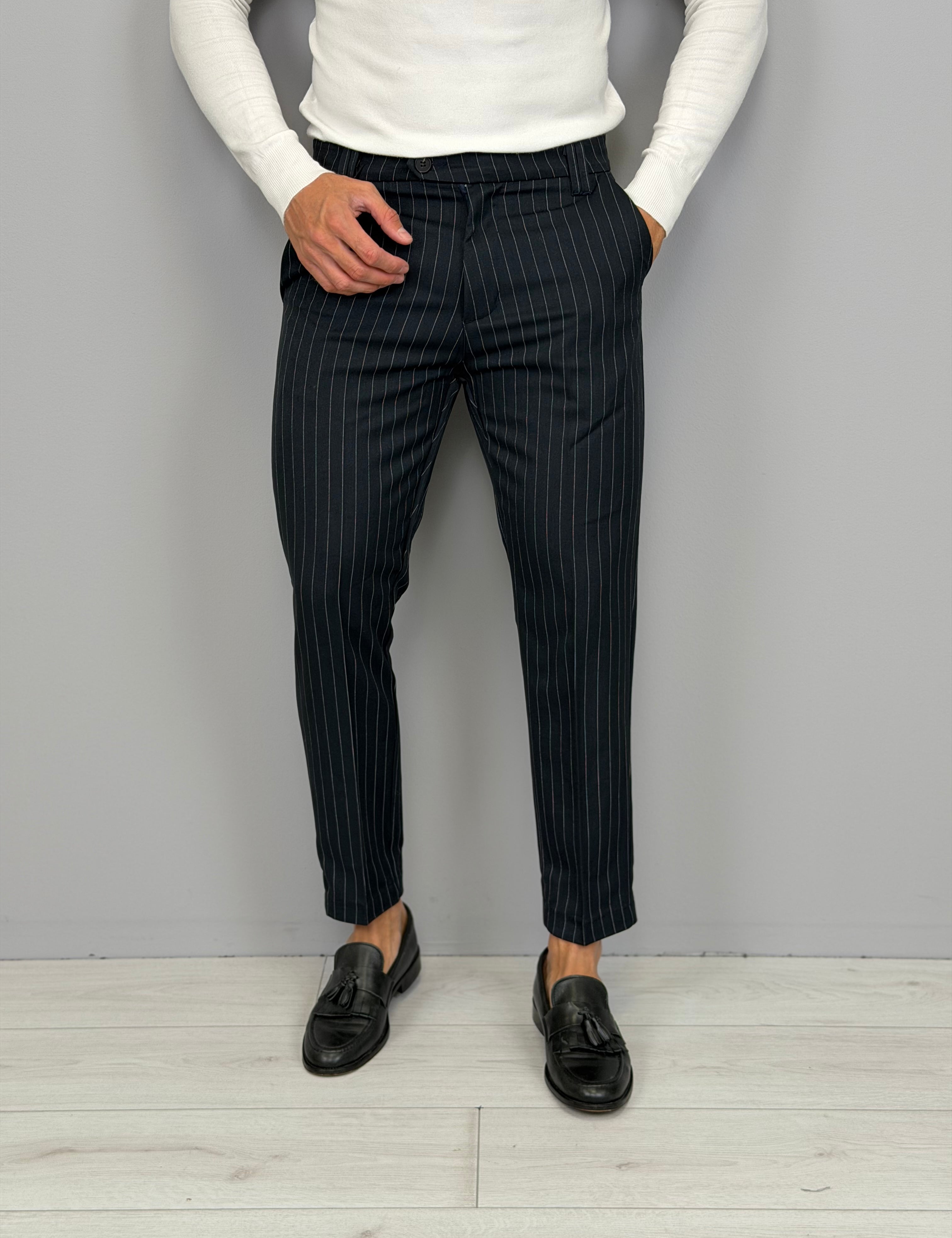 PANTALONE GESSATO TASCHE DIETRO