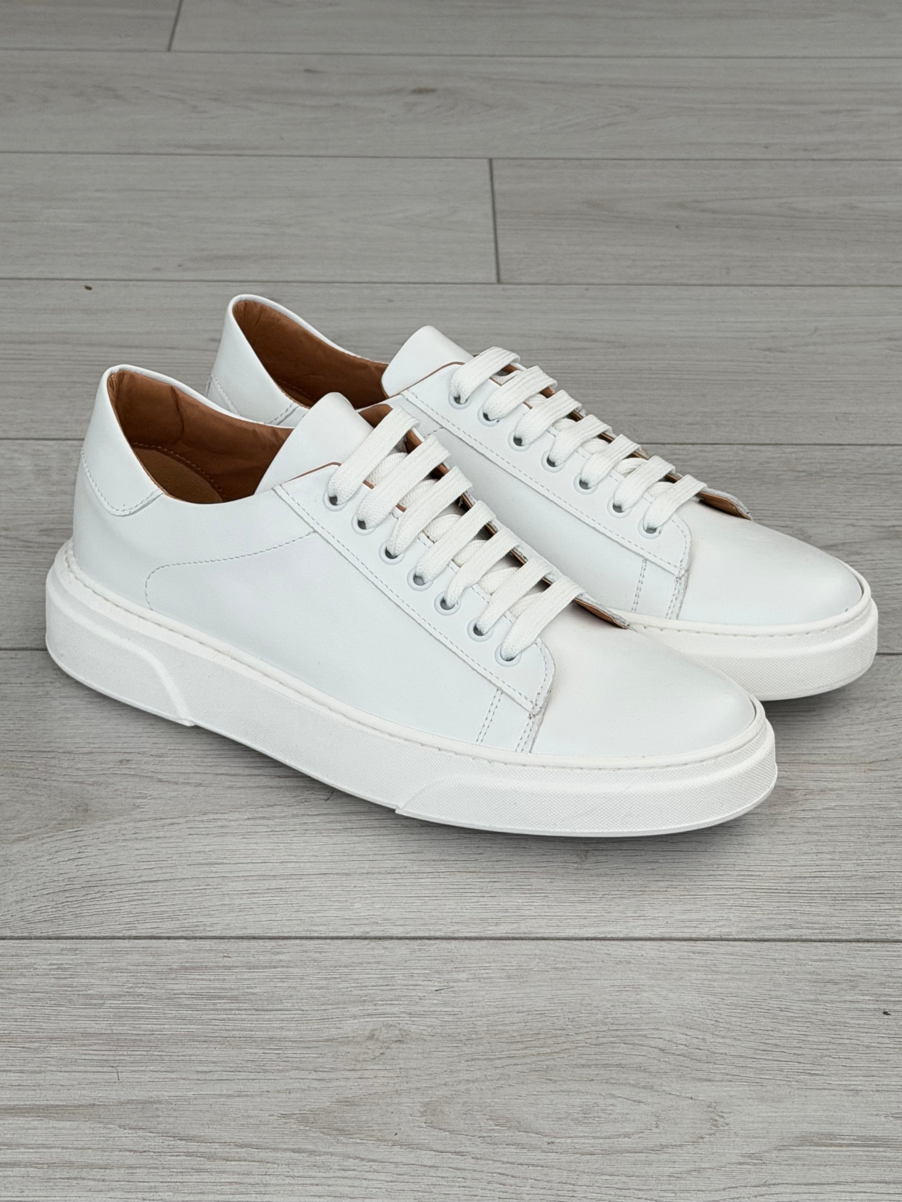 ADIDAȘI DIN PIELE LEMON