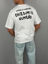 T-SHIRT MIT SCHRIFTZUG V1