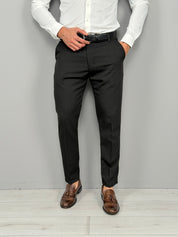 BASIC CAPRI TROUSERS