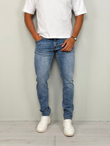 PRAGUE JEANS