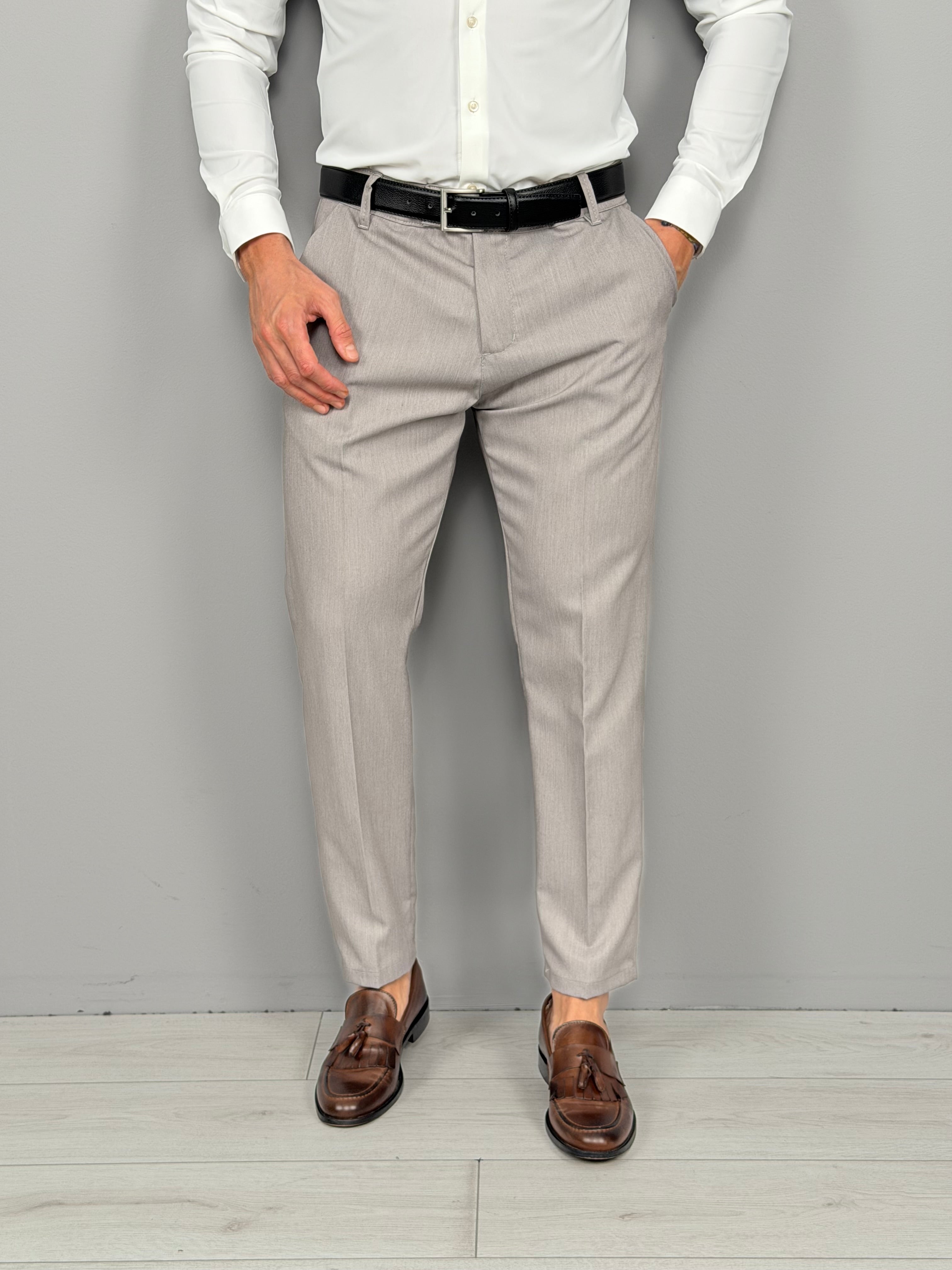 BASIC CAPRI TROUSERS