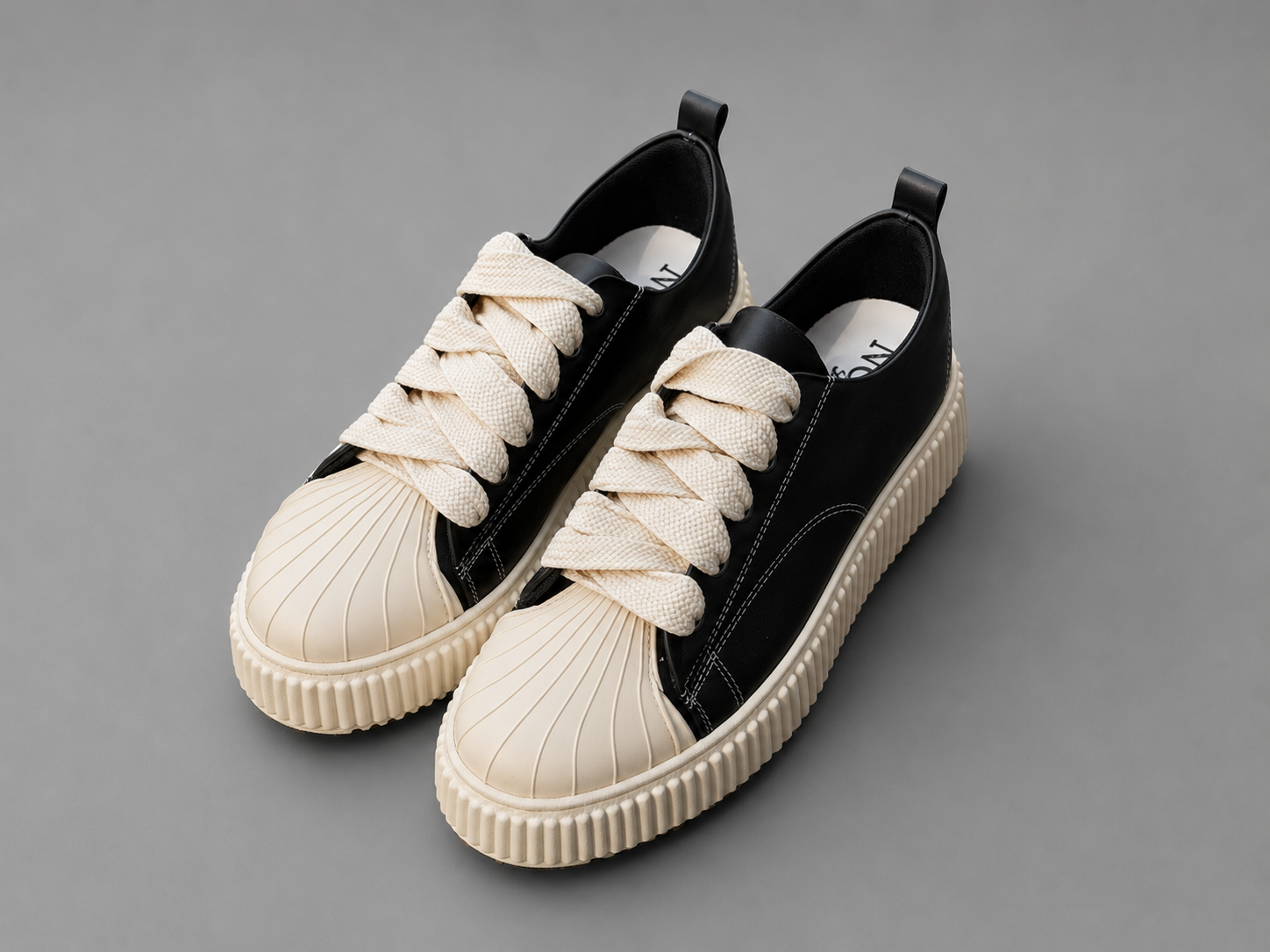 SNEAKERS UNDERGROUND