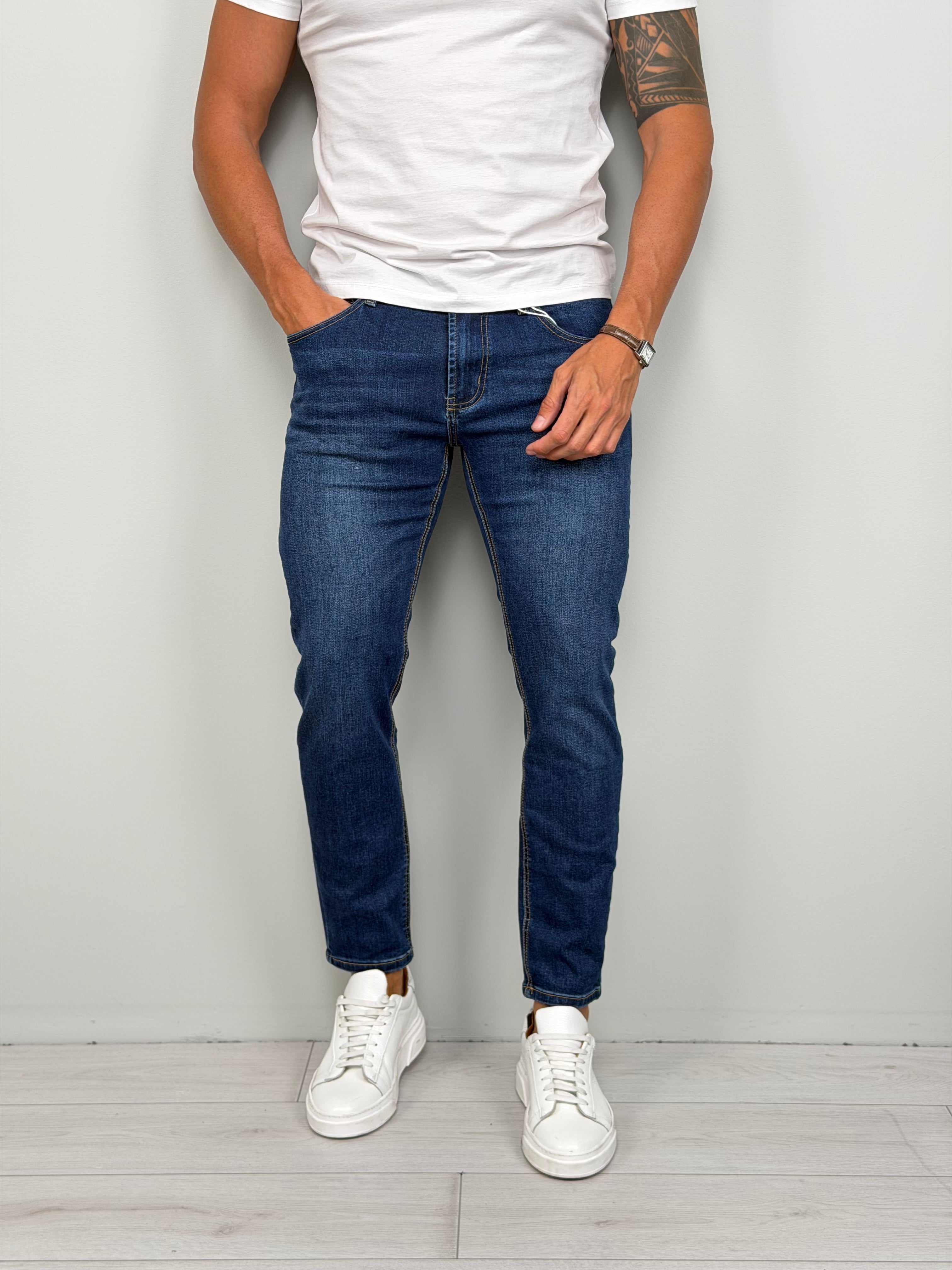 JEANS MELBOURNE
