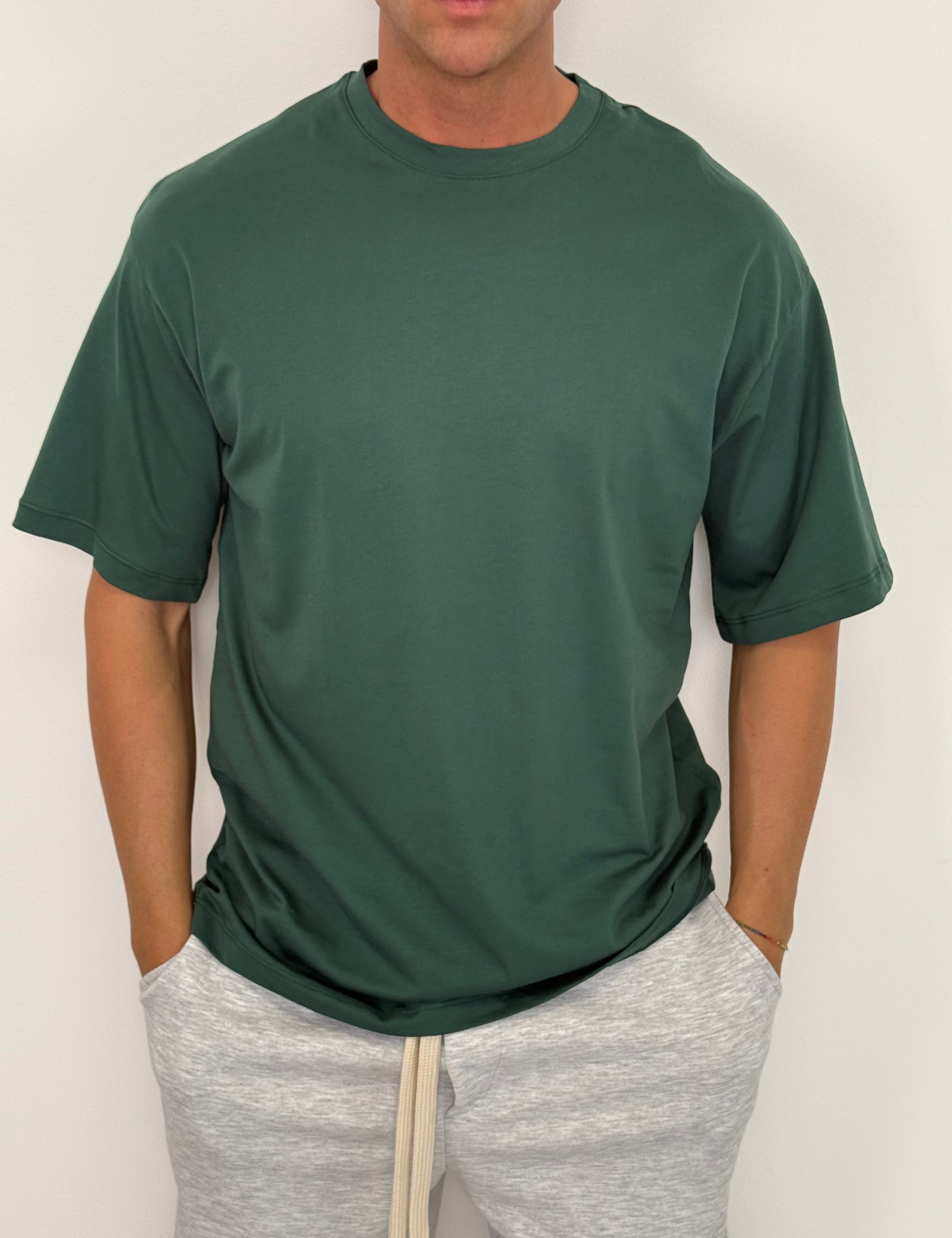 T-SHIRT OVER MADISON