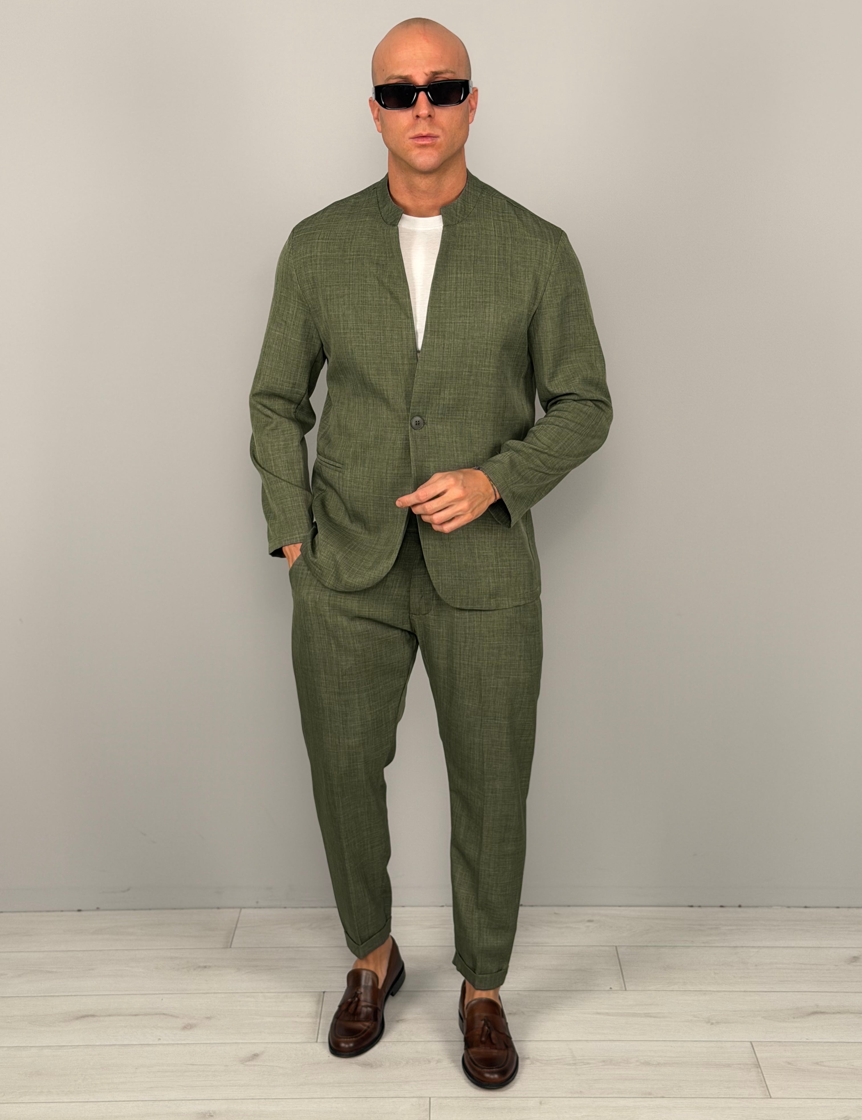 ABITO COREANO FIAMMATO