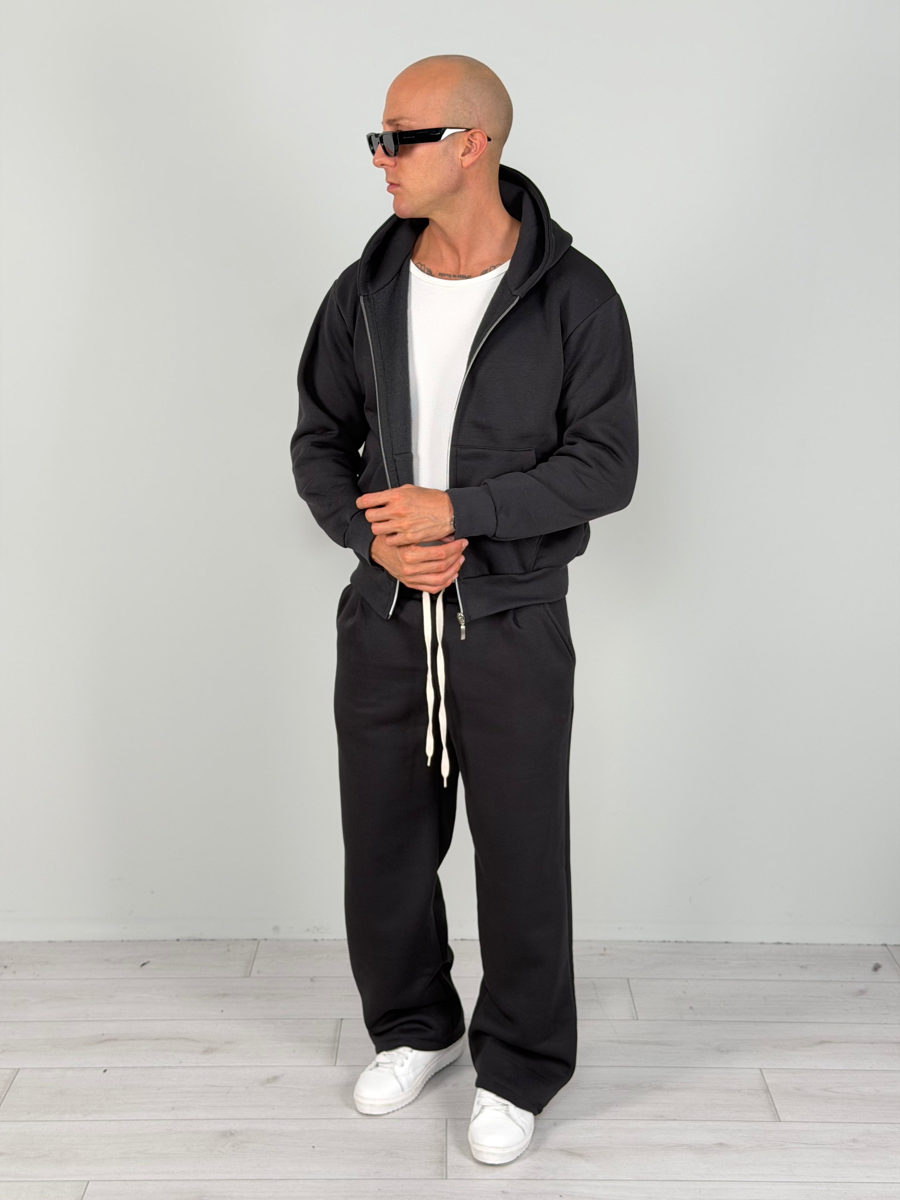 TUTA ZIP BOXY FIT FELPATA