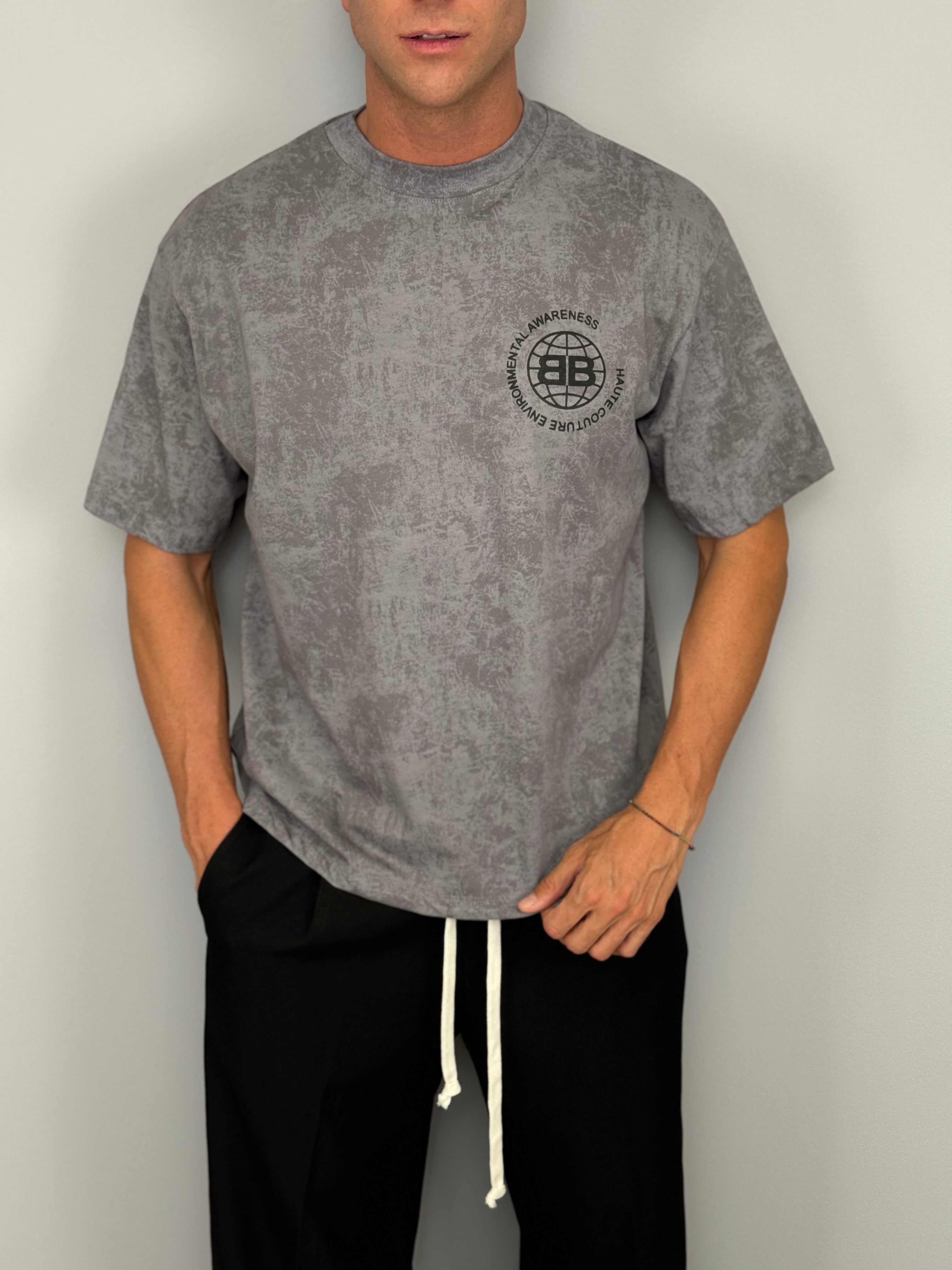 T-SHIRT OVER BUSINESS