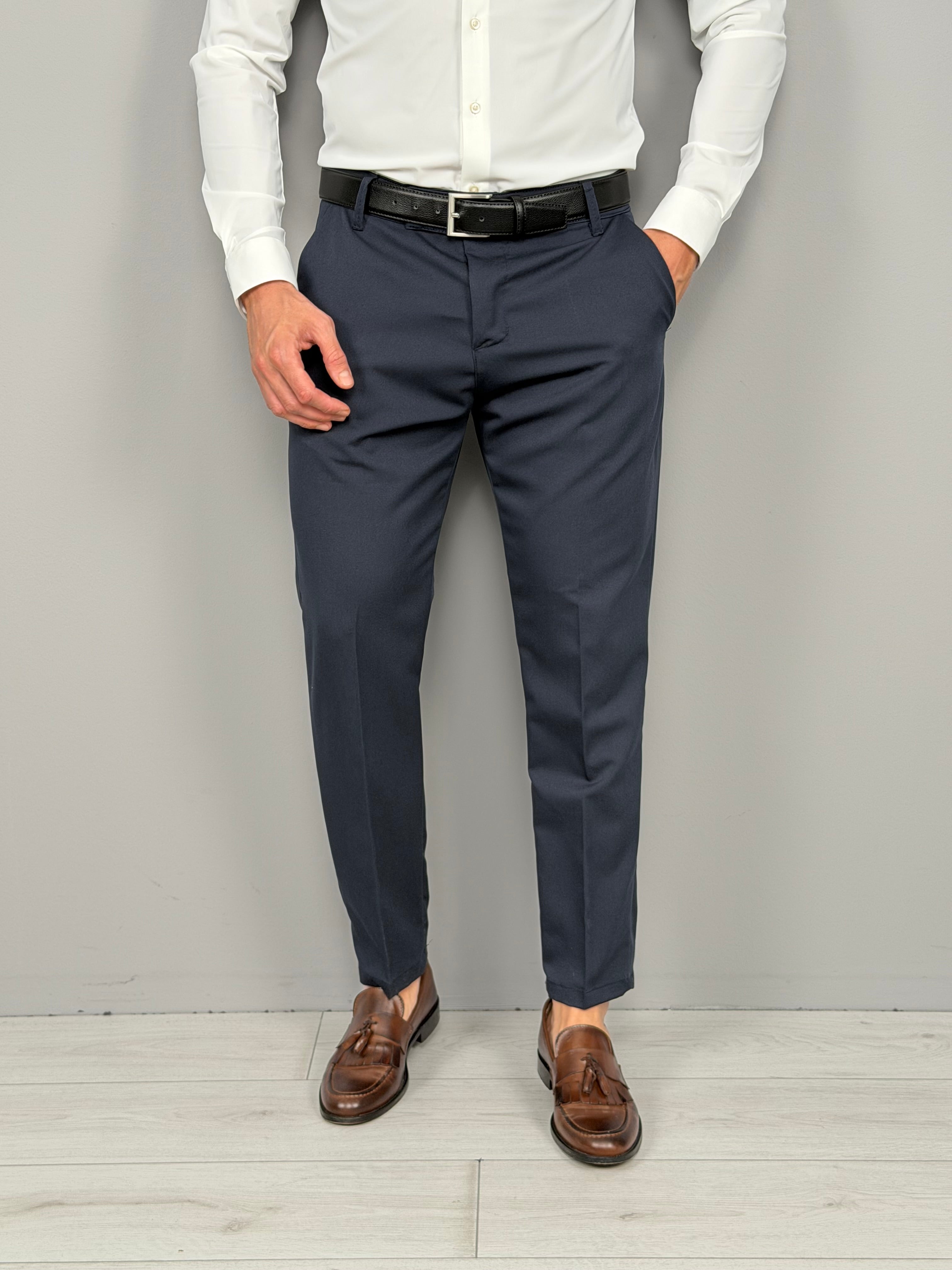 BASIC CAPRI TROUSERS