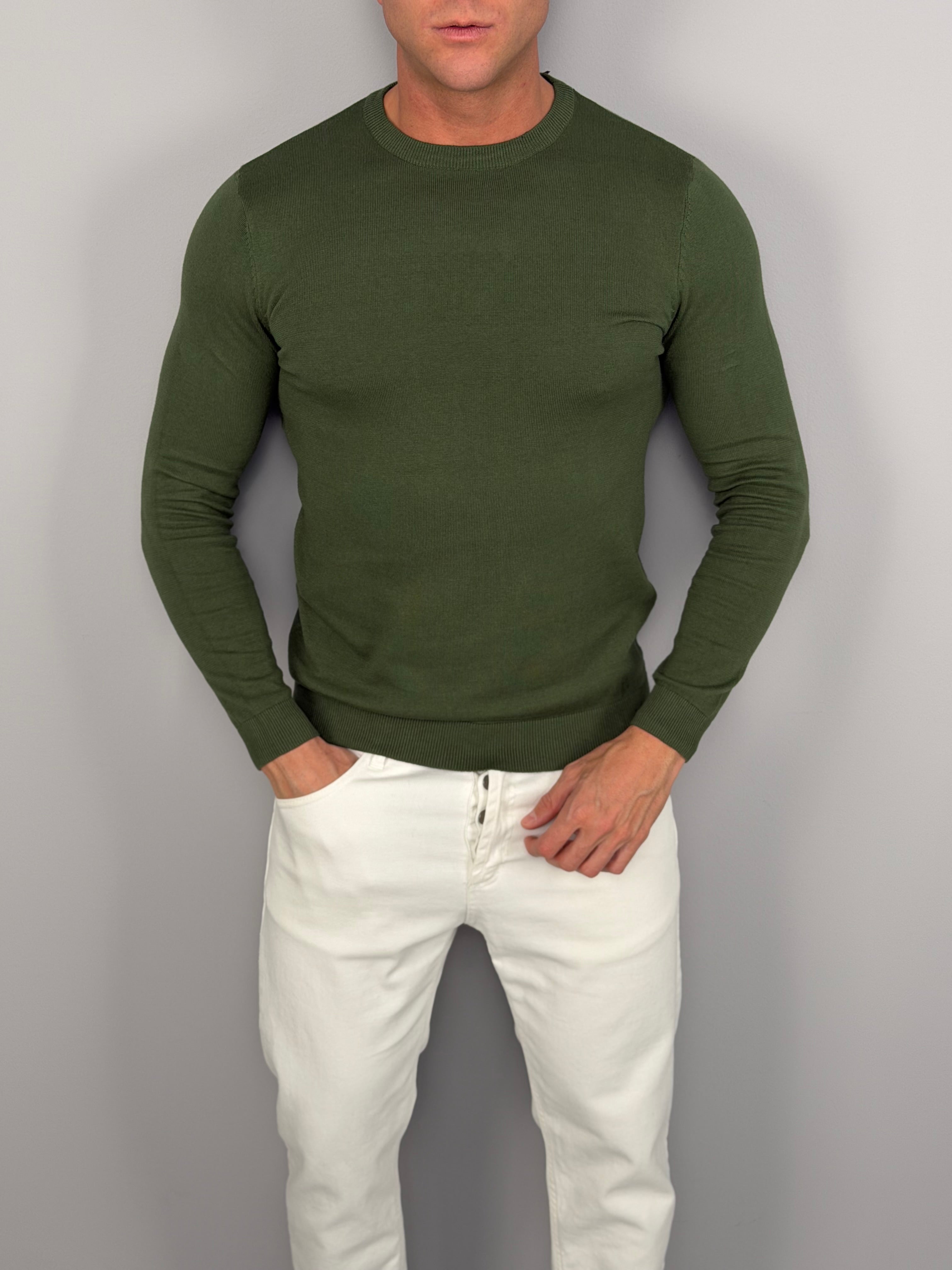 CLASSIC COTTON SWEATER