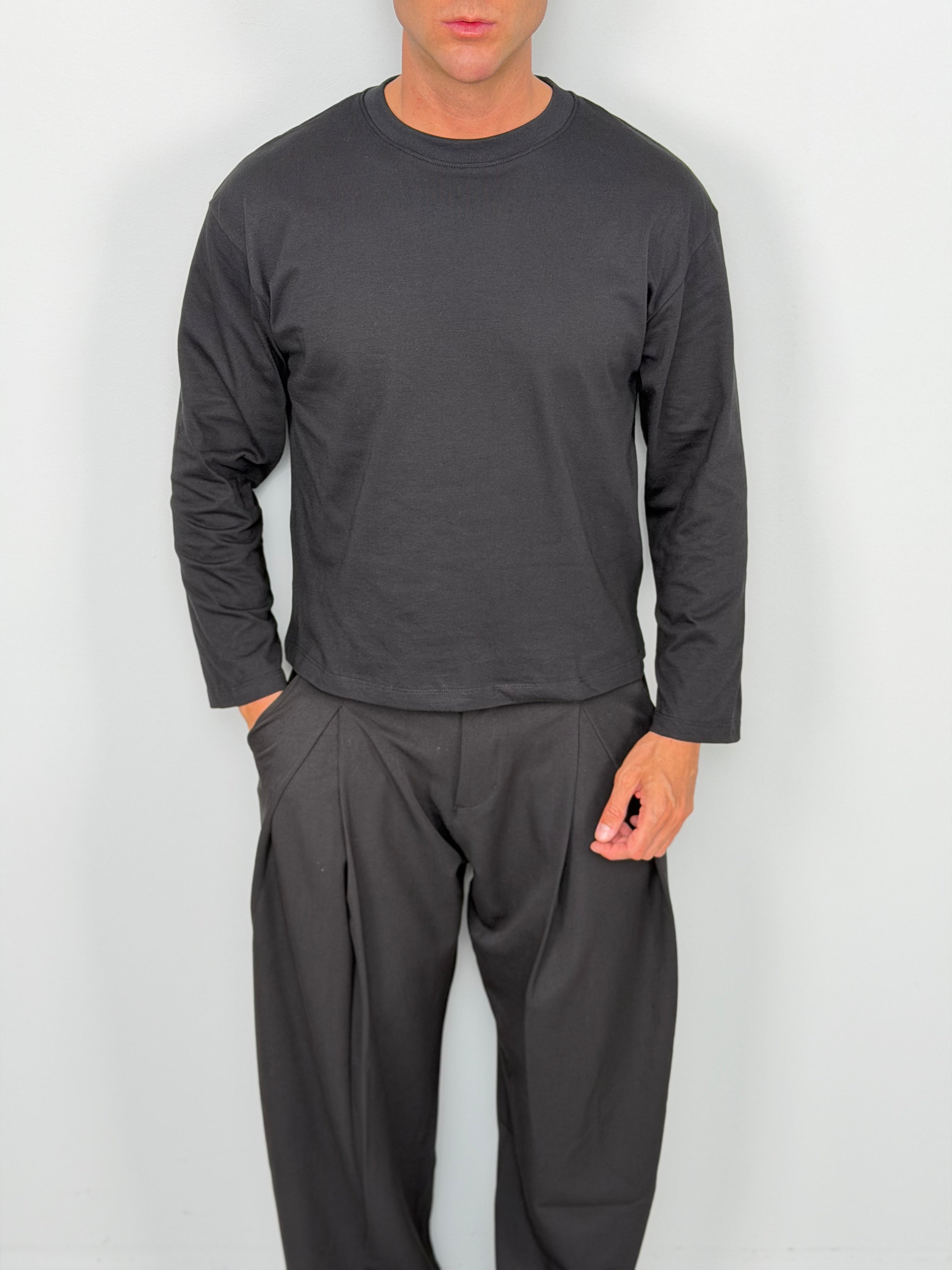 LONGSLEEVE CROP