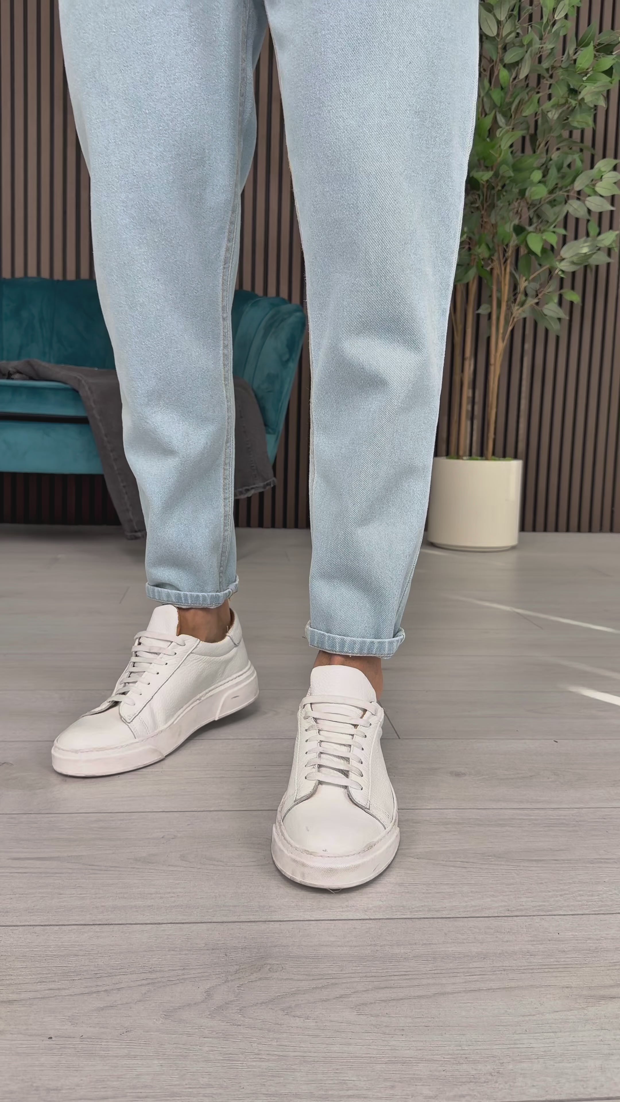 JEANS REGULARES CLAROS